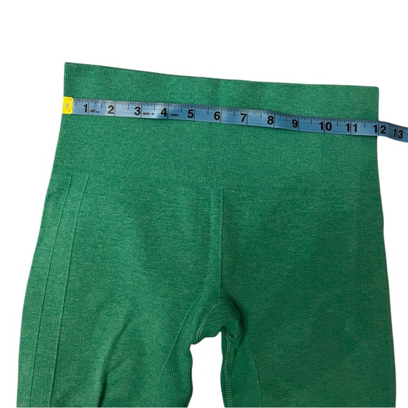 Lululemon In the Flow Crop Leggings Green | Size
Unknown (See Measurements) - Picture 7 of 10